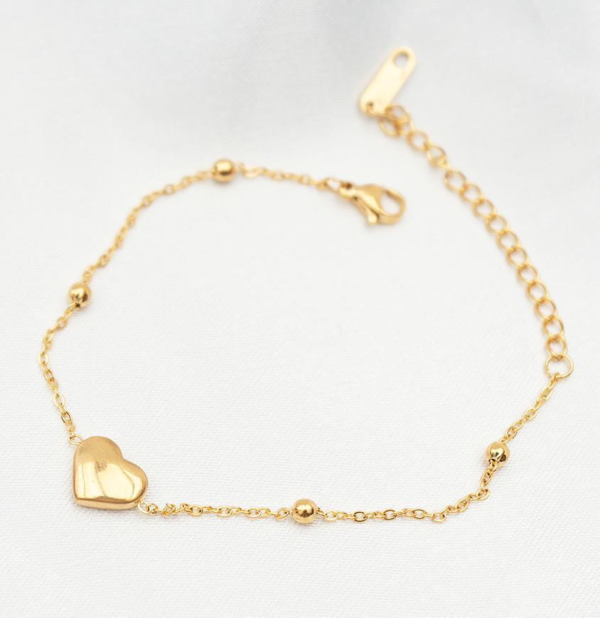 Love charm bracelet