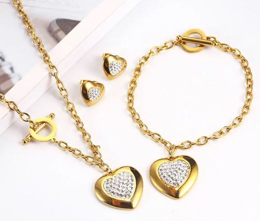 Heart shaped crystal jewellery set